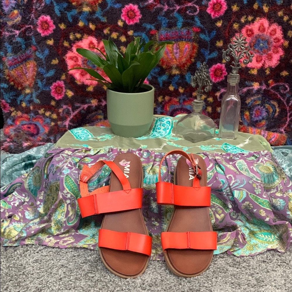 Women's Red Sandals